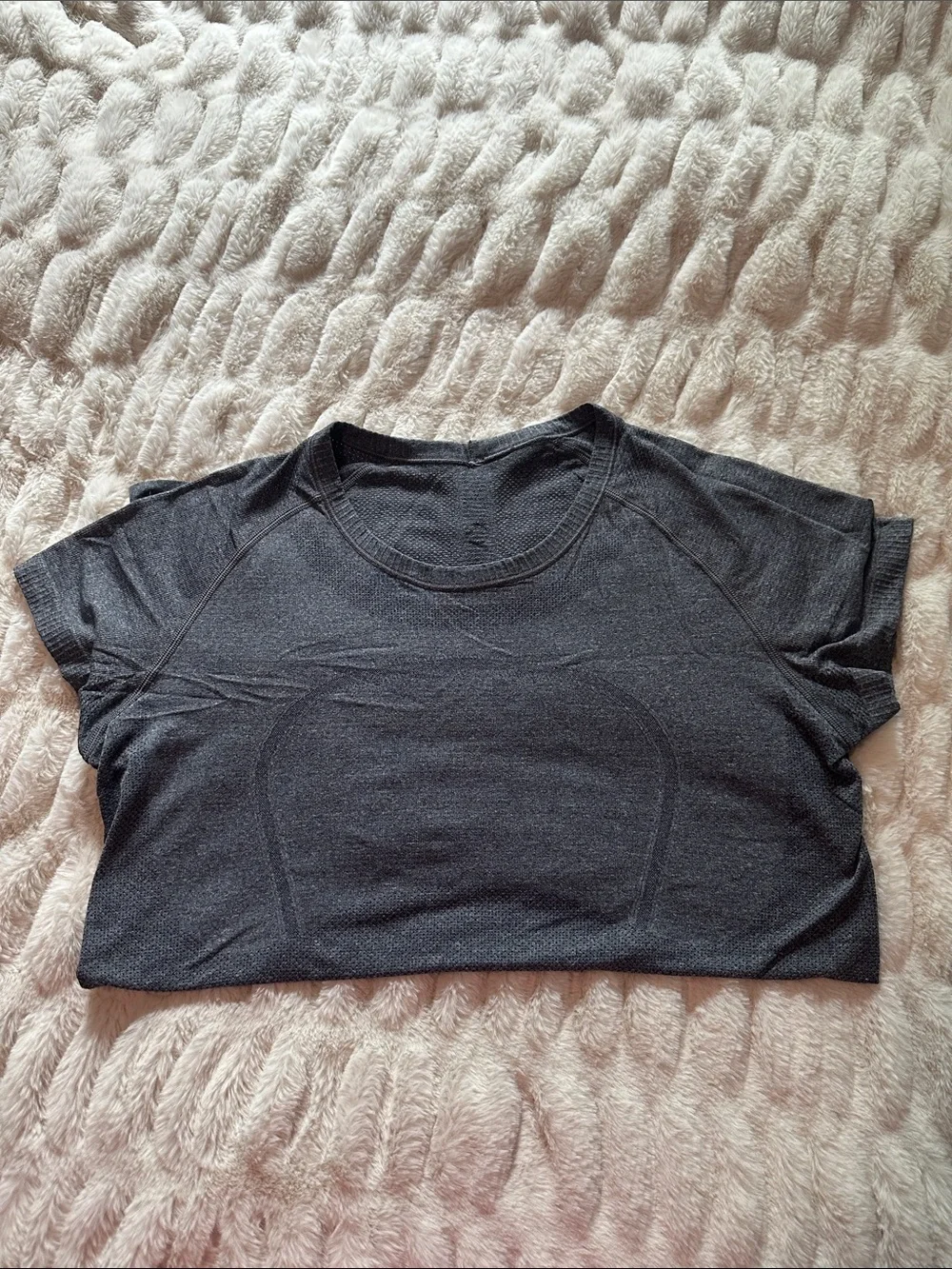 Lululemon Swiftly Seamless Short-Sleeve Workout Tee - Charcoal Gray size 12 - Picture 5 of 6